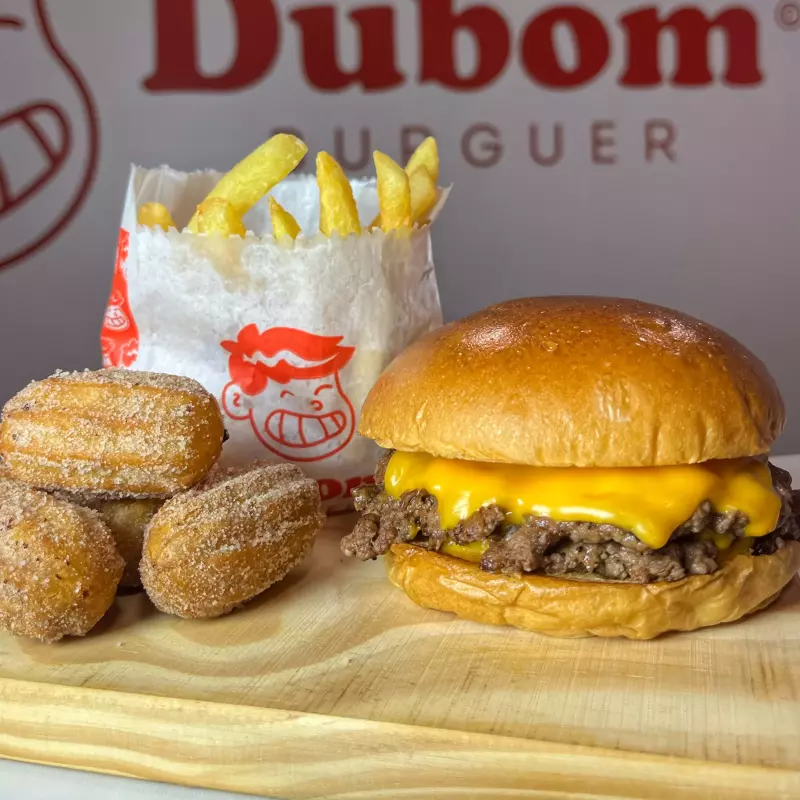 CHEDDAR + FRITAS + MINI CHURROS