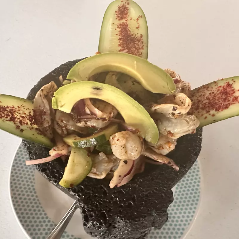 AGUACHILE DE CAMARON CON PULPO