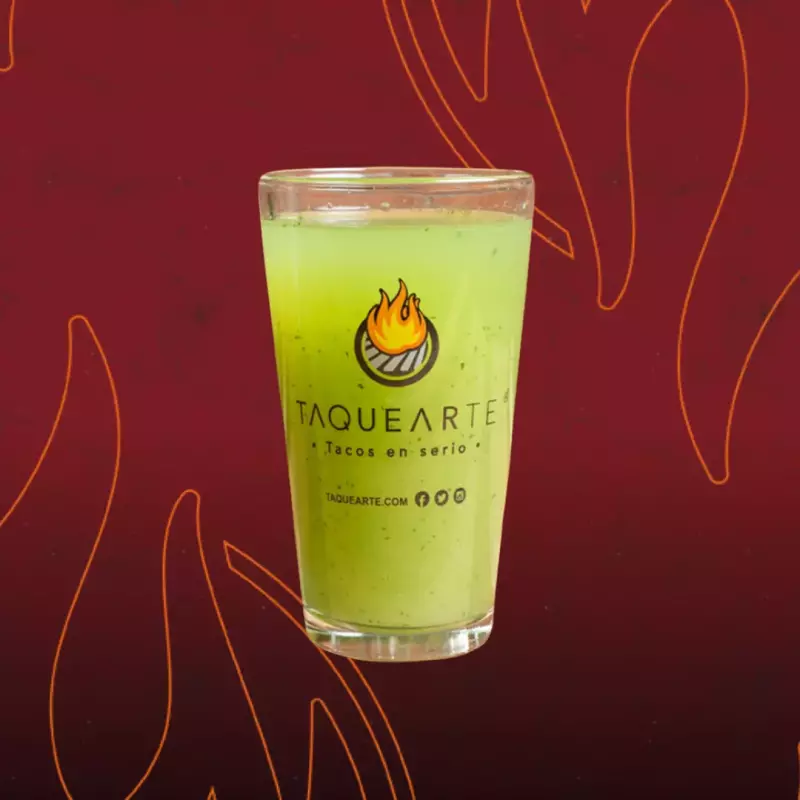 Agua de Pepino con Limón