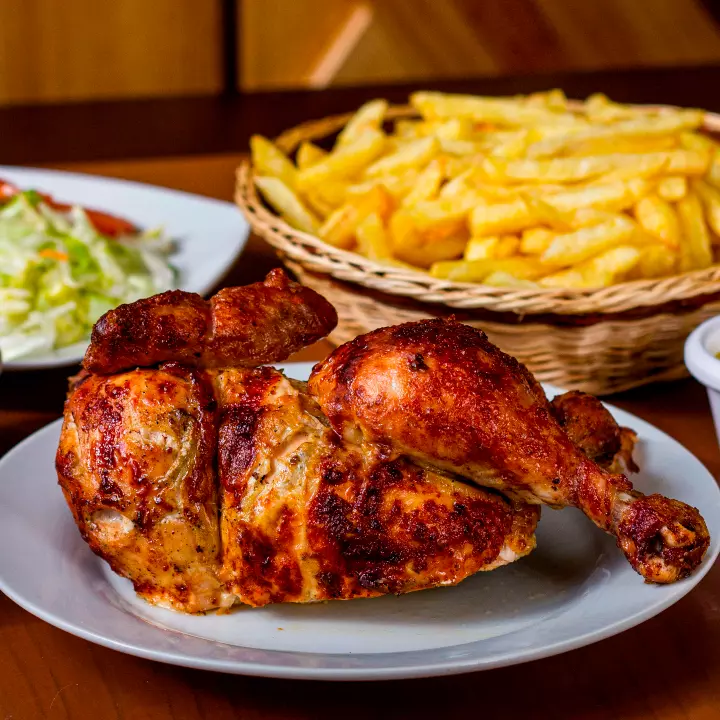 1/2 DE POLLO A LA BRASA