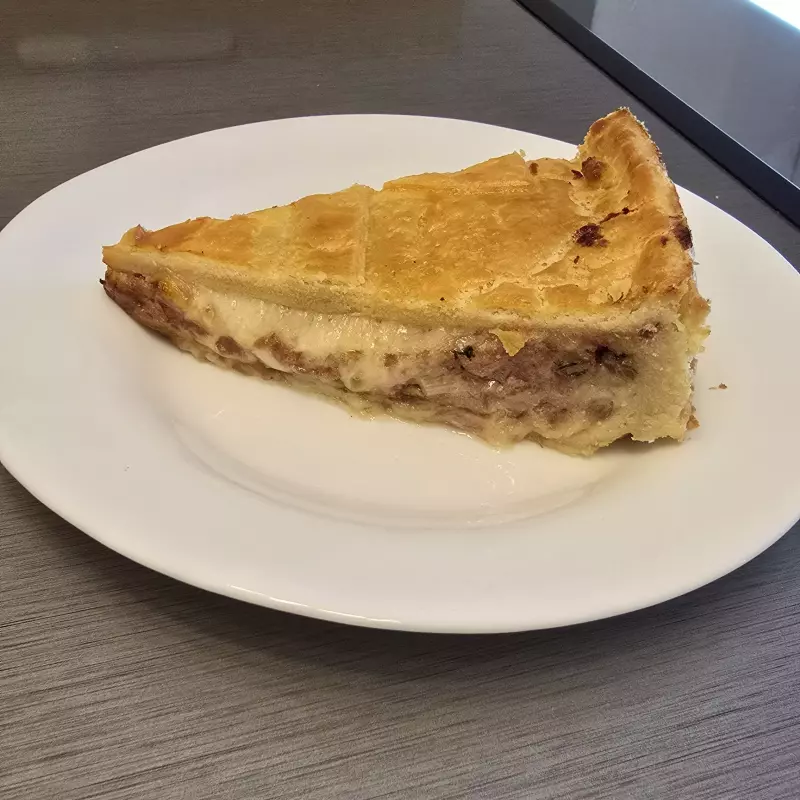 Torta calabresa c/mussarela