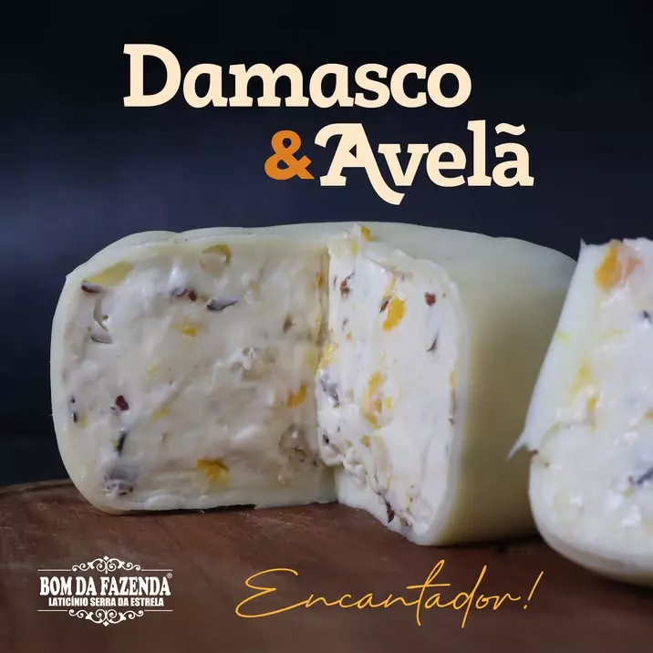 Mussarela Recheada-Damasco & Avelã