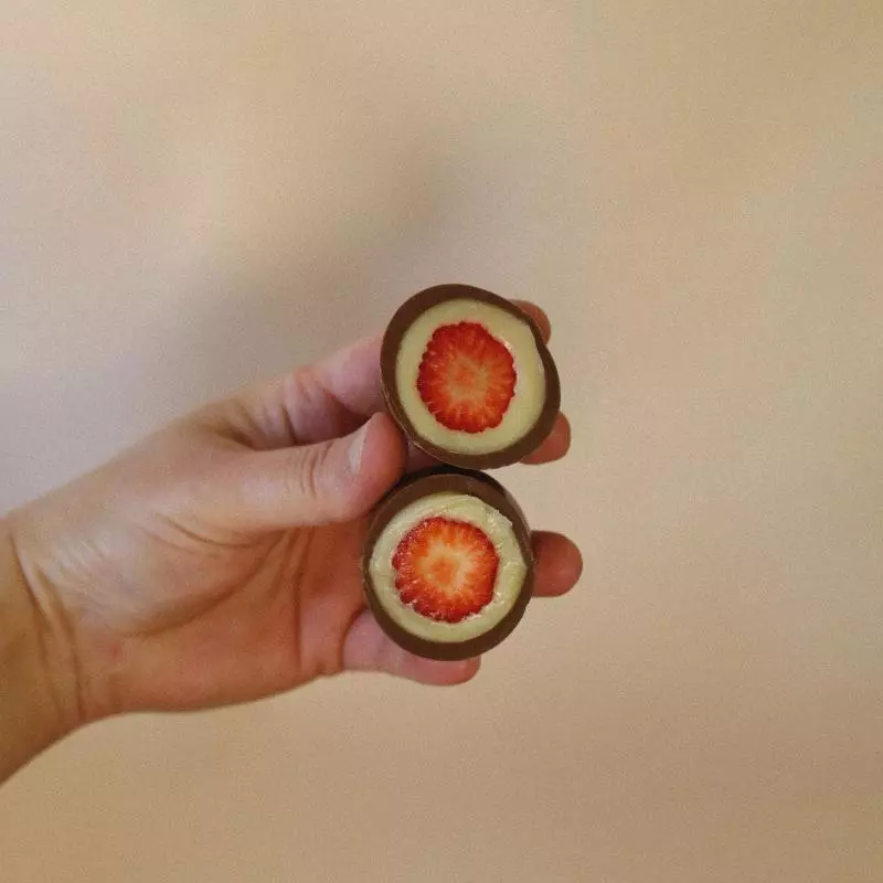 Ovinho Bombom de Morango