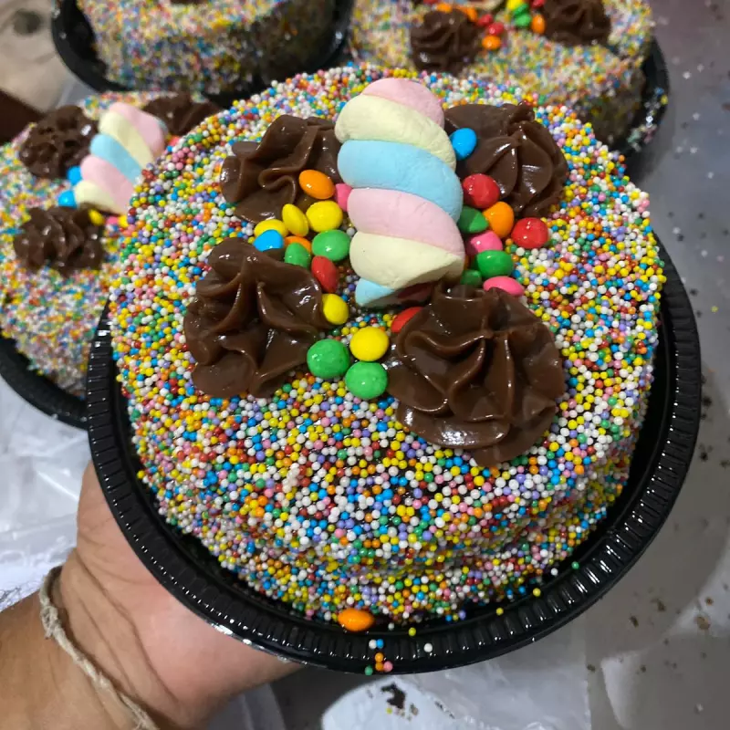 Torta colorida