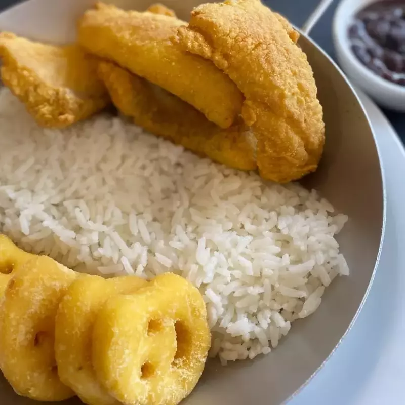 KIDS DE TIRINHA DE PEIXE EXECUTIVO