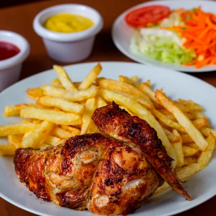 1/4 DE POLLO A LA BRASA