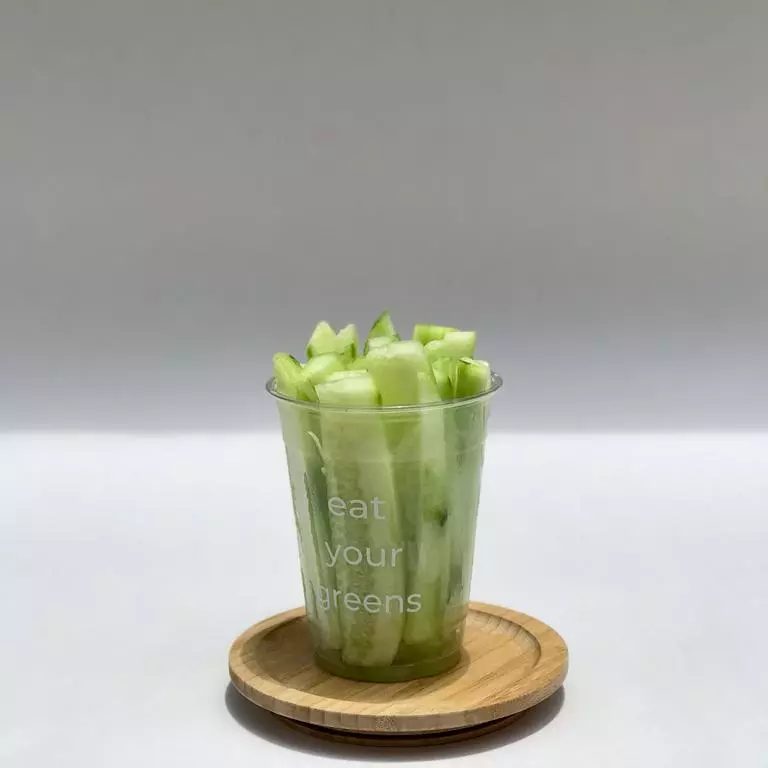 Vaso de Pepinos. 16 Oz.