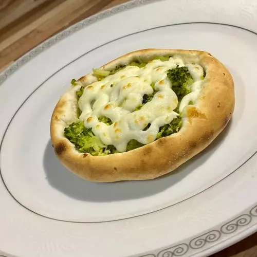 Esfiha Brócolis com Catupiry