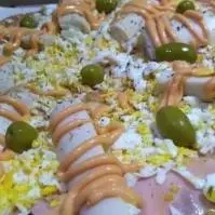 • Pizza Palmitos con Jamón y Huevo