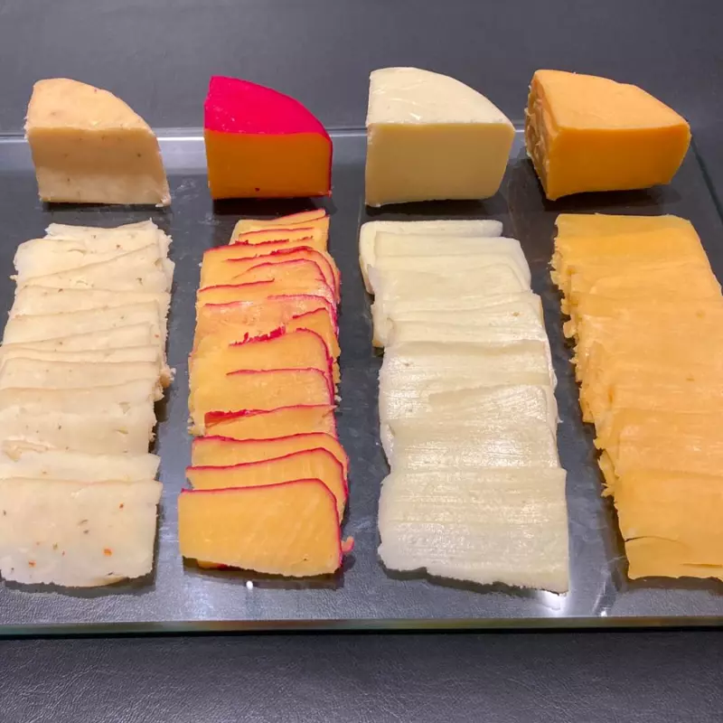 Kit 4 Queijos Premium (Peça)