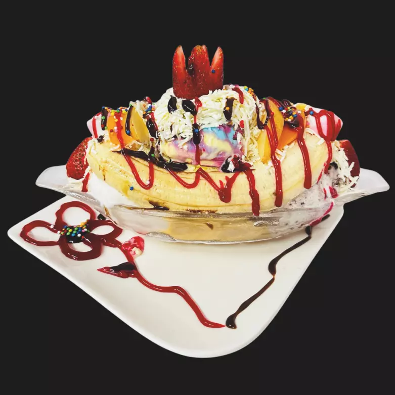 Mega Banana Split