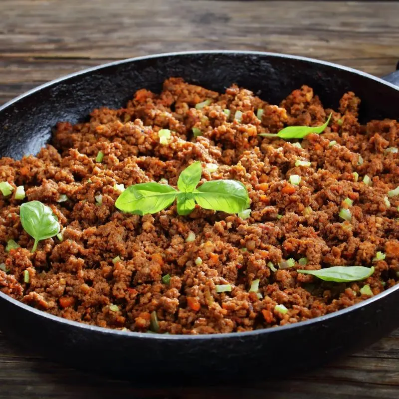 CARNE MOÍDA COM QUIABO