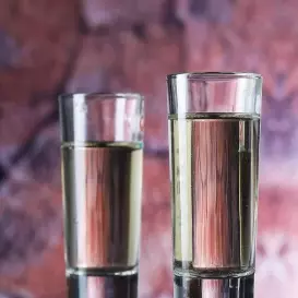 Vodka: (Orlof | Sminoff)