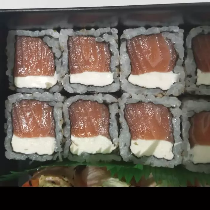 Uramaki Filadelfia (4 un.)