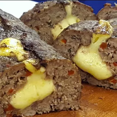 PAN DE CARNE + GUARNICIÓN
