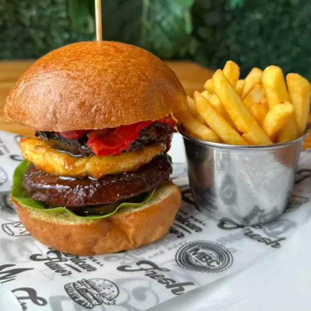 VEGGIE BURGER