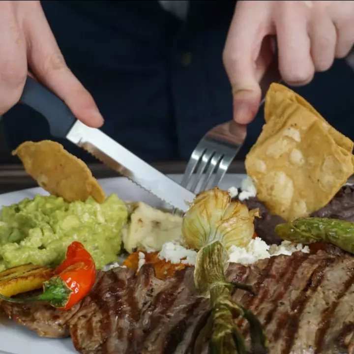 CARNE ASADA A LA TAMPIQUEÑA