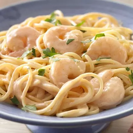 PASTA CON CAMARONES