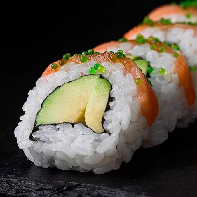 Uramaki Salmão Abacate