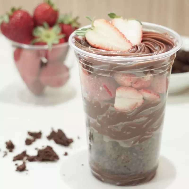 Copo - Brigadeiro com Morango