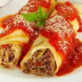 Panqueca de carne ao sugo