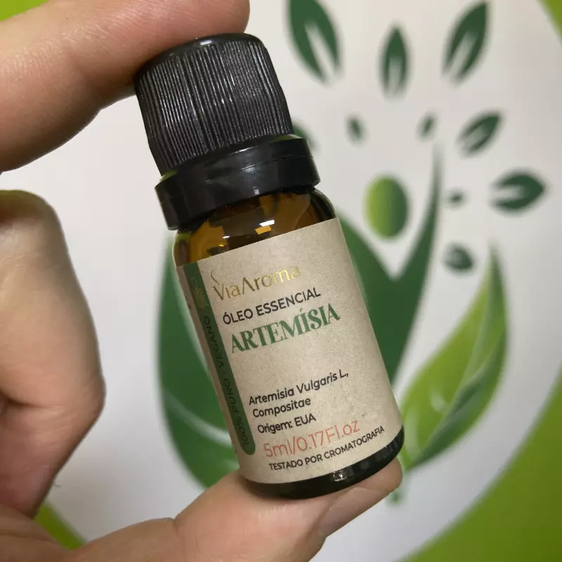 Óleo essencial artemísia