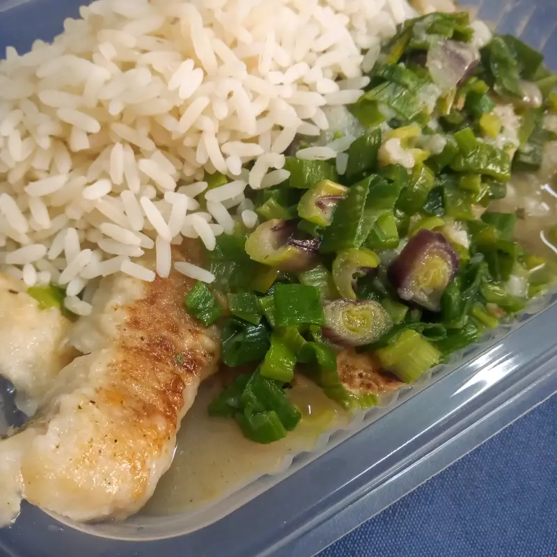 Merluza con Verdeo y Arroz