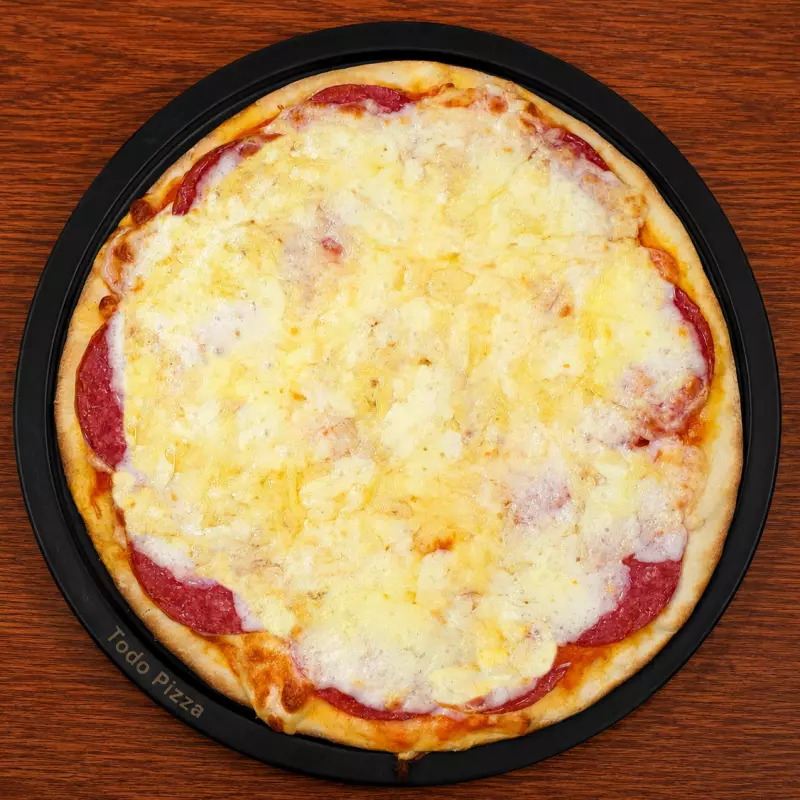 18 Provolone & Salame