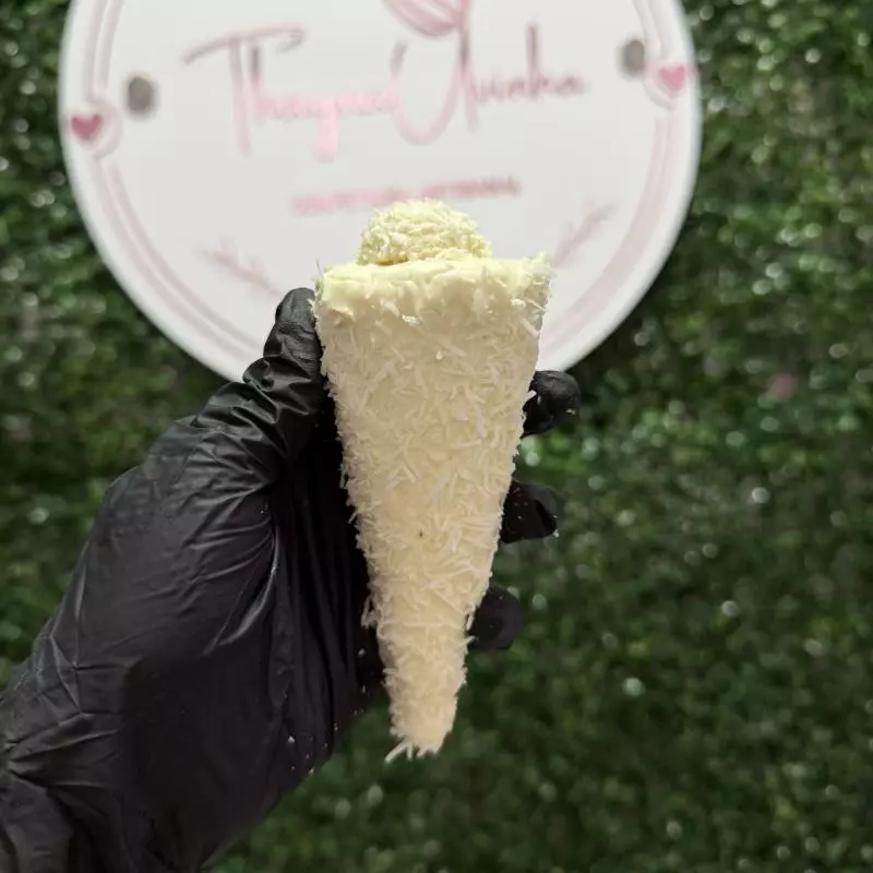 Cone trufado Rafaello