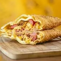 Pastel de Frango com Presunto