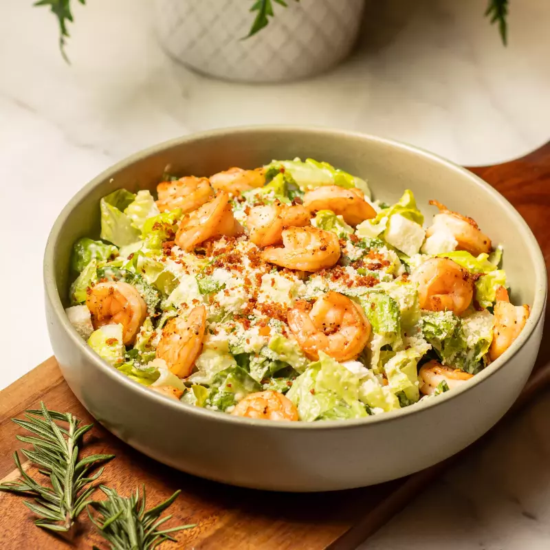 CÉSAR CON CAMARONES