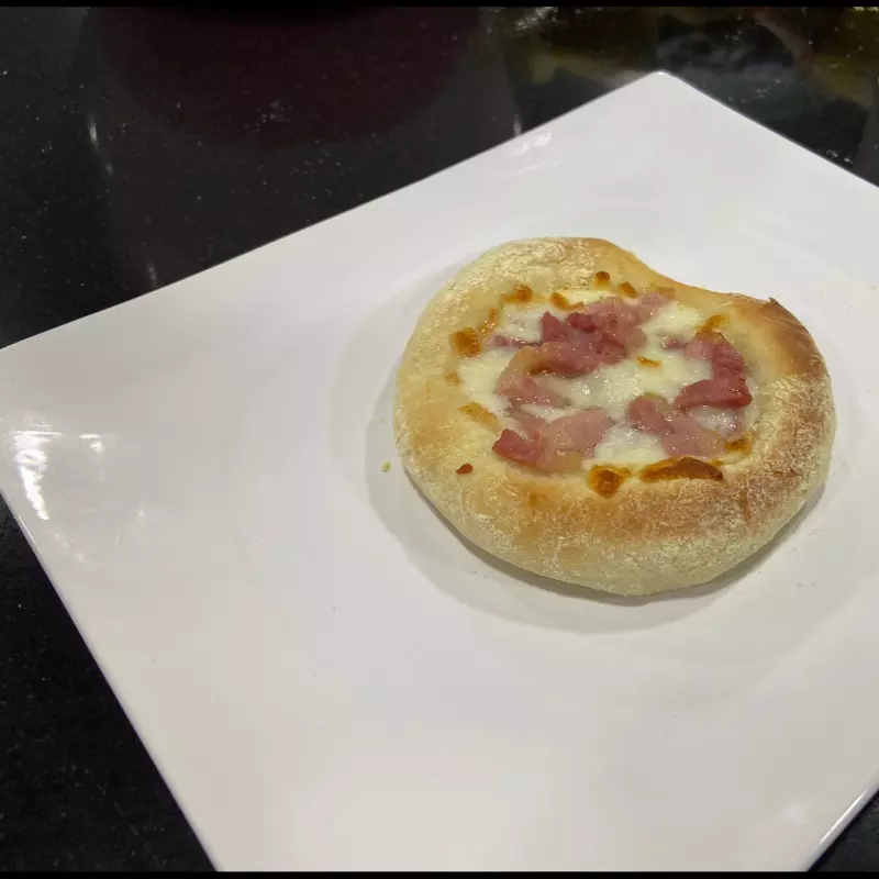 Classic - Esfirra de Bacon