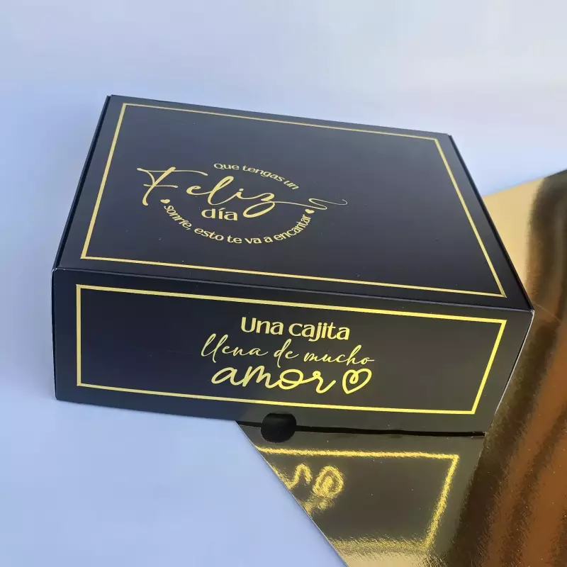 Caja yuly negra estampada