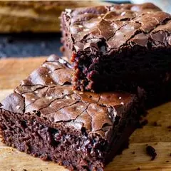 Brownie doce de leite + paçoca