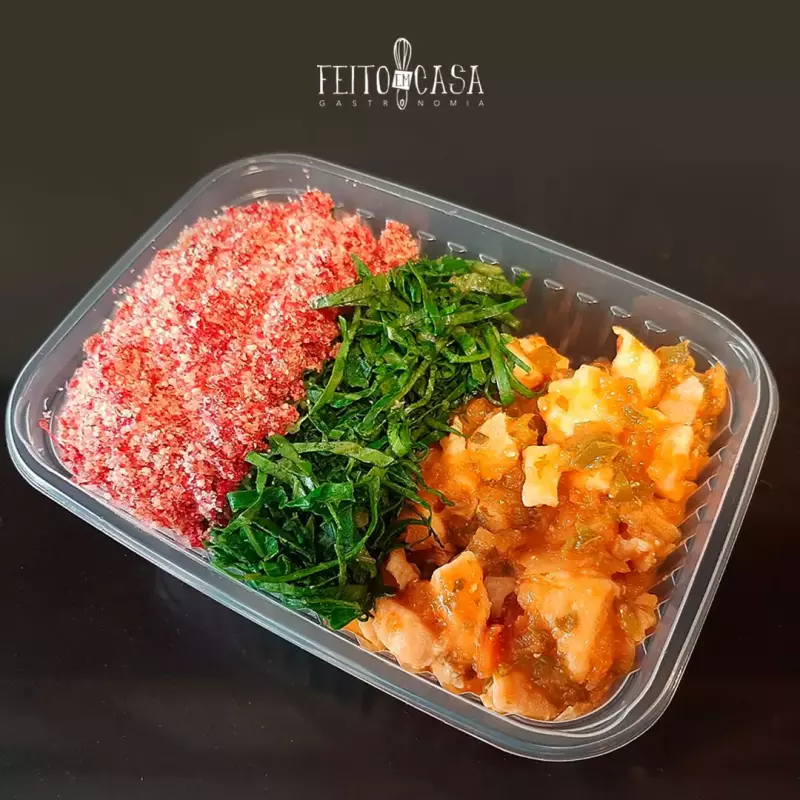 *Picadinho frango, farofa beterraba.