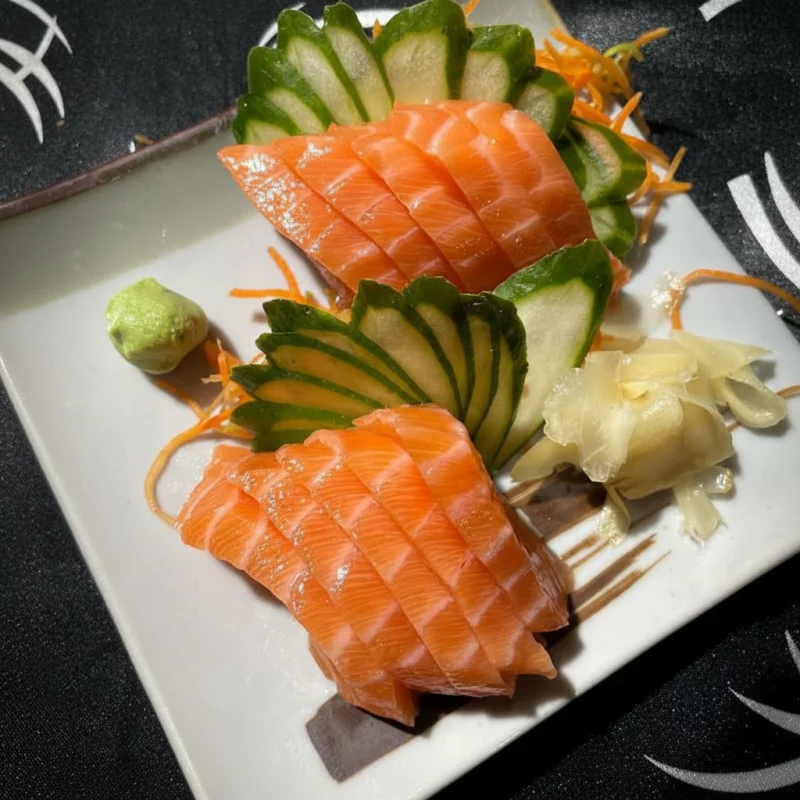 SASHIMI SALMÃO
