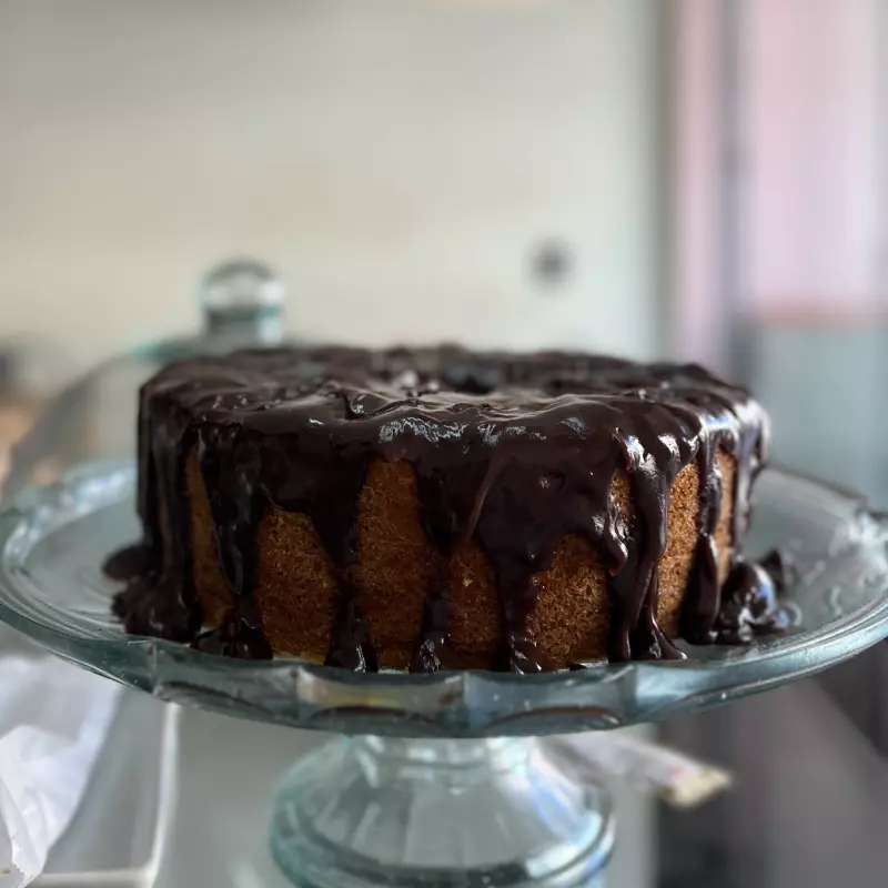 Bolo de Cenoura com Chocolate