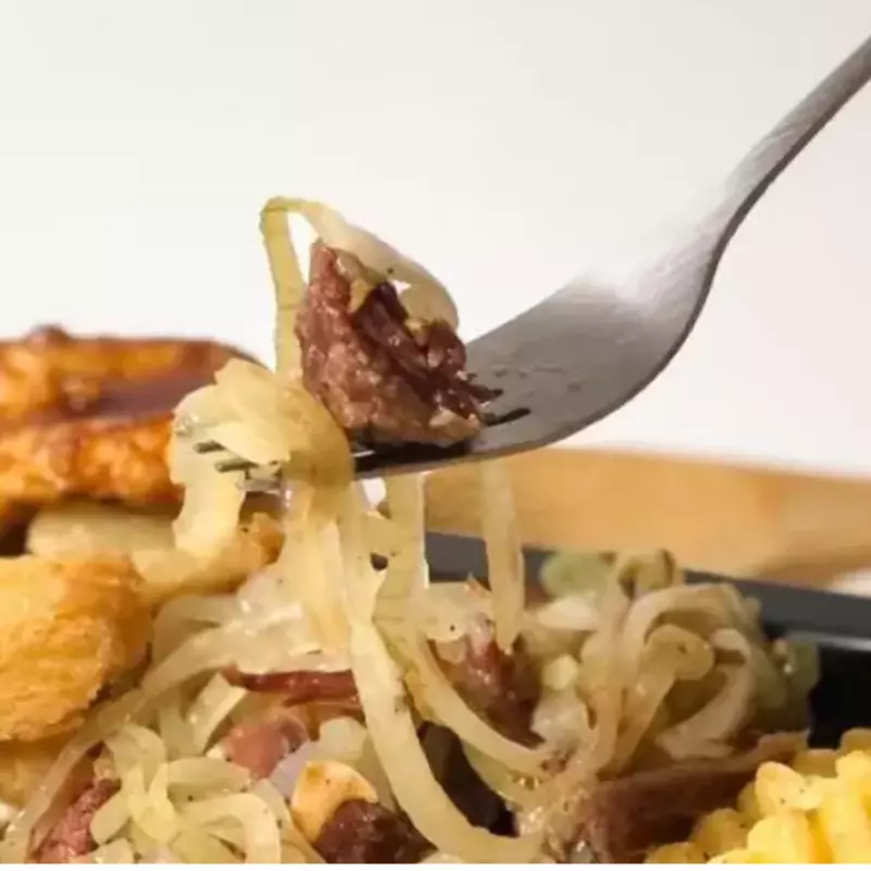 Macaxeira frita com charque