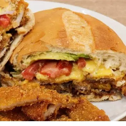 🐓 Torta Ranchera de Milanesa