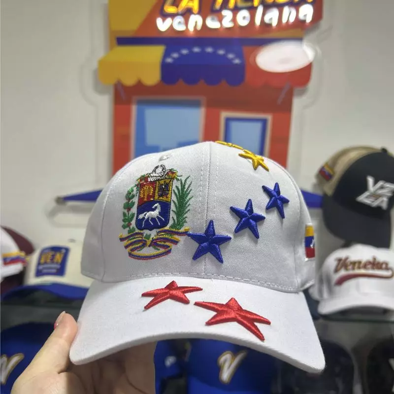 Gorra escudo estrellas blanca