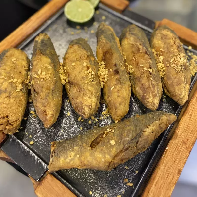 PORÇÃO DE ANCHOVA EM POSTA
