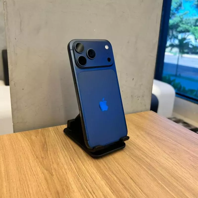 17 PRO MAX 256GB AZUL INTENSO