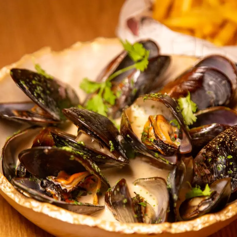 MOULES FRITES