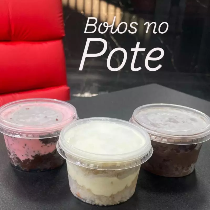 Bolo no Pote
