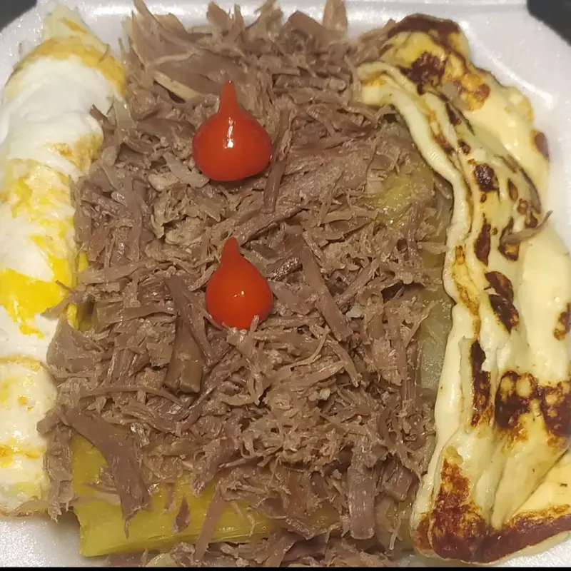 MACAXEIRA COM CARNE DE SOL