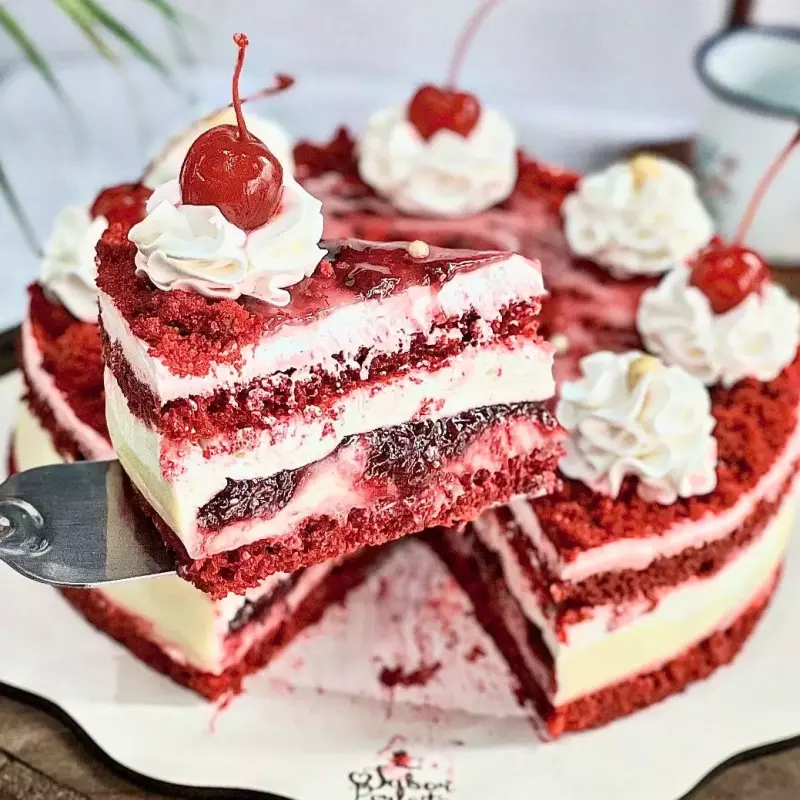 Torta Red Velvet c/ frutas vermelhas(copy)