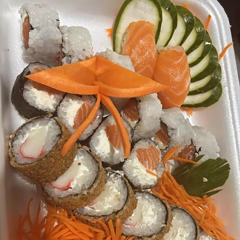 Combinado 18 pecas com Niguiri