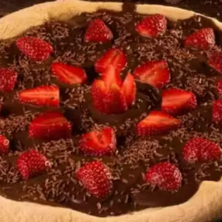 Pizza Chocolate com Morango