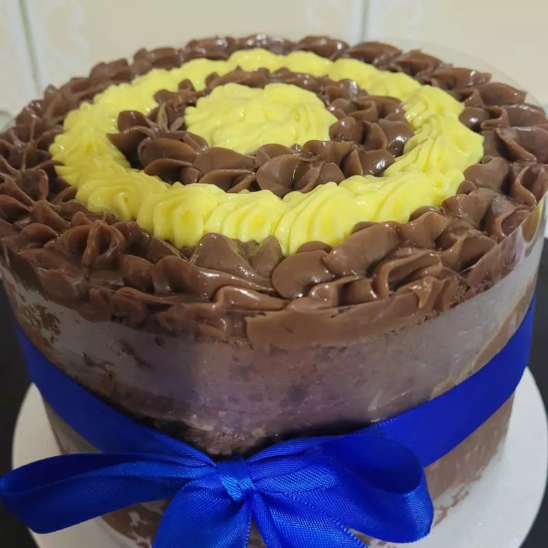 Bolo Brigadeiro com maracujá