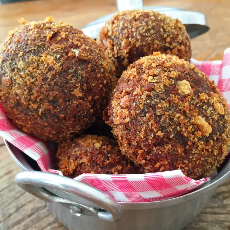 Bolinho de feijoada + (DESCONTO REFR